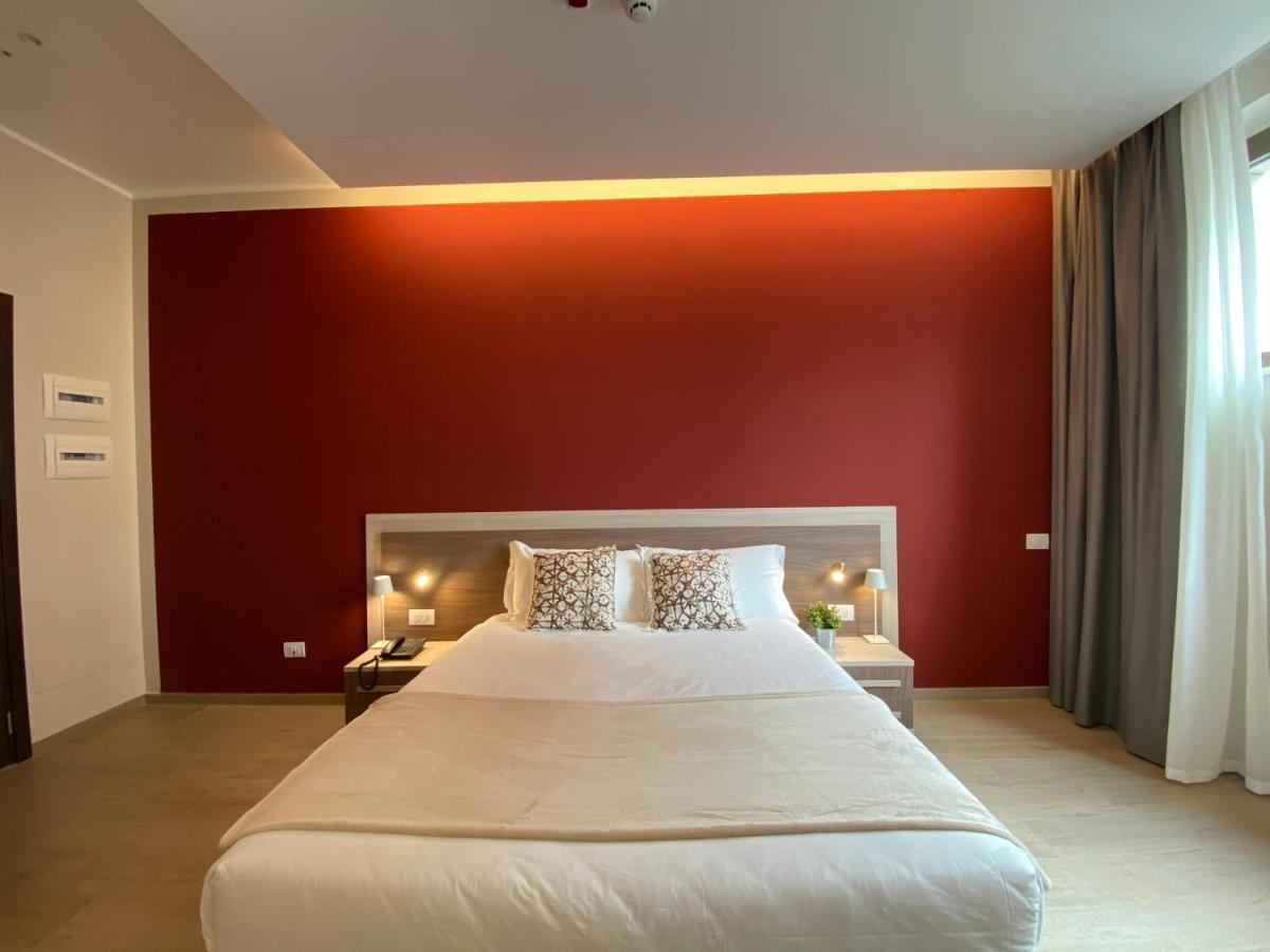 Palazzo Marignano Hotel 멜레냐노 외부 사진